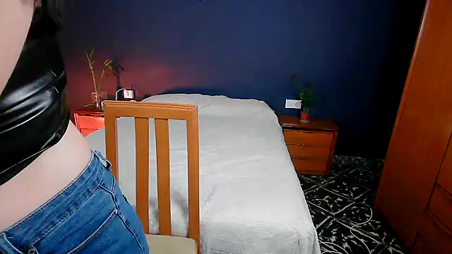 Alice Dan online show from 5, 2, 2026