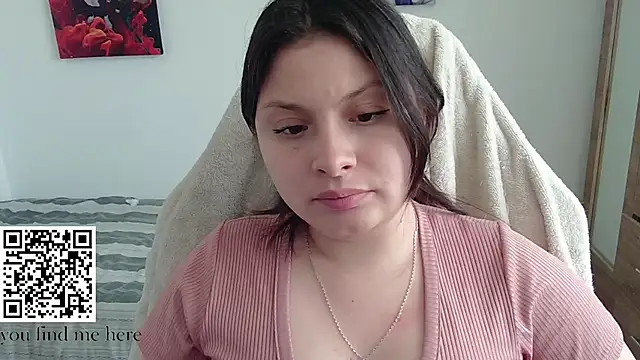 yessica gomez01 online show from 25, 3, 2026