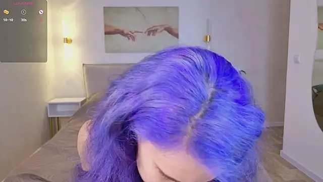 Snapshot of AuraLaunni chatting on 1, 3, 2026 AuraLaunni online show from 1, 3, 2026