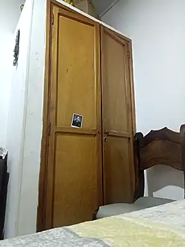 DaisyPassio online show from 8, 3, 2026