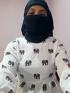 cutehotwife online show from 1, 3, 2026