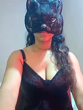 cutehotwife online show from 29, 4, 2026