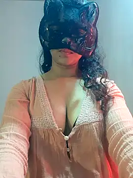 cutehotwife online show from 3, 8, 2026