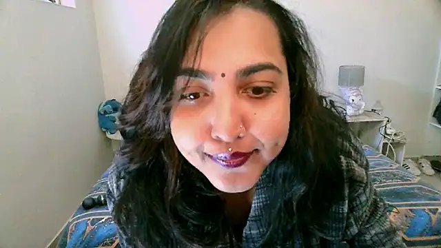 IndianBearxx online show from 4, 8, 2026