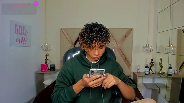 Anyelo Twink online show from 1, 7, 2026