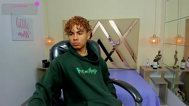 Anyelo Twink online show from 19, 7, 2026