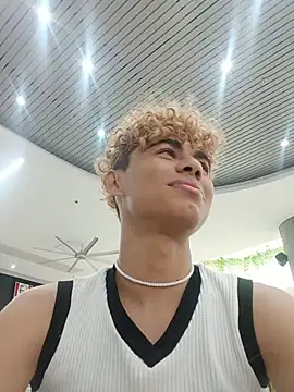 Anyelo Twink online show from 28, 7, 2026