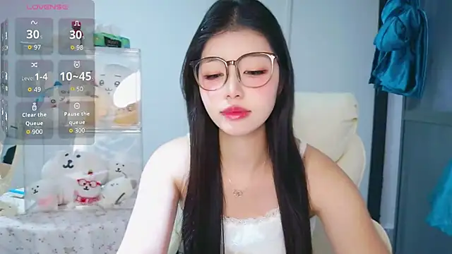 Snapshot of -XiaoYu-777 chatting on 17, 3, 2026 -XiaoYu-777 online show from 17, 3, 2026