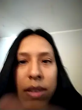 Snapshot of Aleja_1426 chatting on 6, 3, 2026 Aleja 1426 online show from 6, 3, 2026