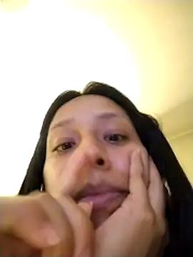 Snapshot of Aleja_1426 chatting on 7, 3, 2026 Aleja 1426 online show from 7, 3, 2026