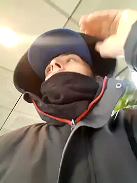 Snapshot of 80julien chatting on 20, 2, 2026 80julien online show from 20, 2, 2026