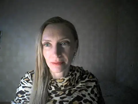 Snapshot of Averinona chatting on 14, 3, 2026 Averinona online show from 14, 3, 2026