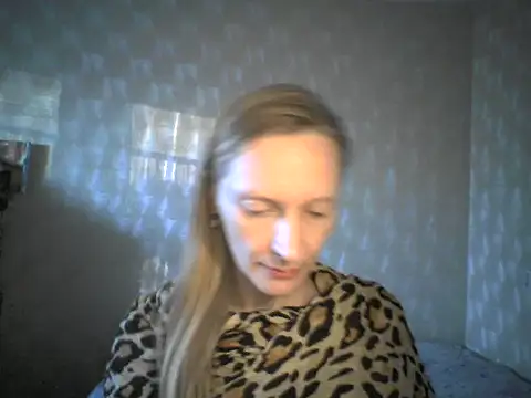 Snapshot of Averinona chatting on 21, 3, 2026 Averinona online show from 21, 3, 2026