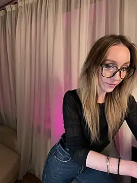 Snapshot of AnesaKis chatting on 19, 3, 2026 AnesaKis online show from 19, 3, 2026