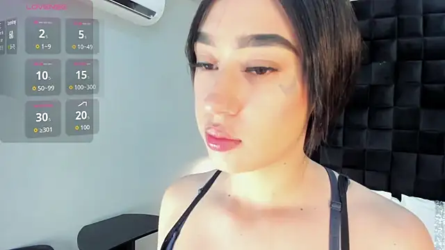 emily clarkk  online show from 12, 3, 2026