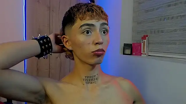 Snapshot of Maiky_Cooper01 chatting on 14, 1, 2026 Maiky Cooper01 online show from 14, 1, 2026