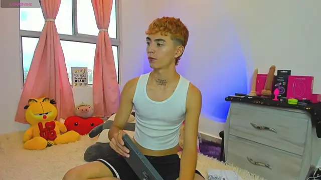 Snapshot of Maiky_Cooper01 chatting on 12, 2, 2026 Maiky Cooper01 online show from 12, 2, 2026