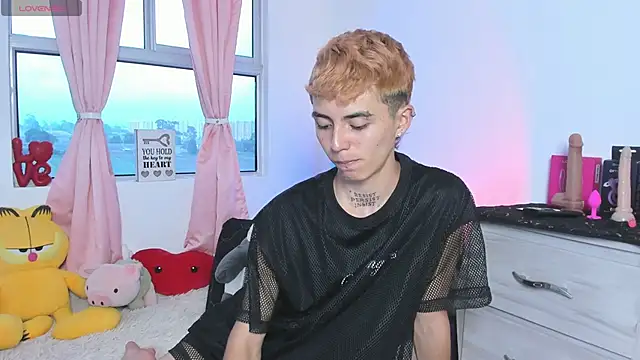 Snapshot of Maiky_Cooper01 chatting on 16, 2, 2026 Maiky Cooper01 online show from 16, 2, 2026