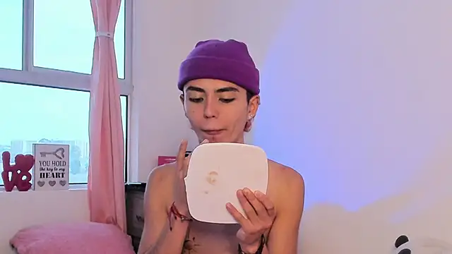 Snapshot of Maiky_Cooper01 chatting on 2, 3, 2026 Maiky Cooper01 online show from 2, 3, 2026