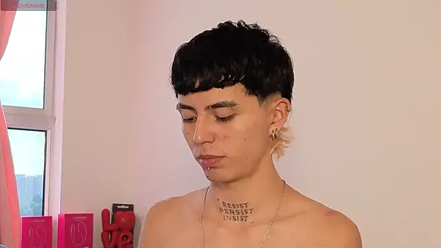 Snapshot of Maiky_Cooper01 chatting on 22, 3, 2026 Maiky Cooper01 online show from 22, 3, 2026