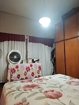 Juguetonafogosa5 online show from 11, 3, 2026