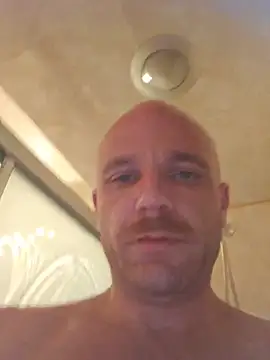 FrankieFuckMe online show from 28, 7, 2026