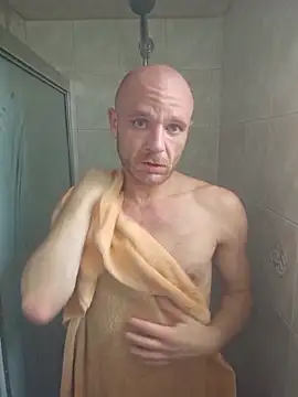 FrankieFuckMe online show from 29, 7, 2026