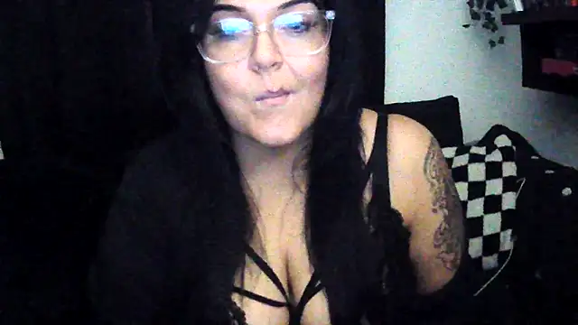 Snapshot of Miss_CurvesXXX chatting on 12, 2, 2026 Miss CurvesXXX online show from 12, 2, 2026