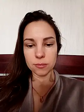 Snapshot of She-Moon chatting on 15, 2, 2026 She-Moon online show from 15, 2, 2026