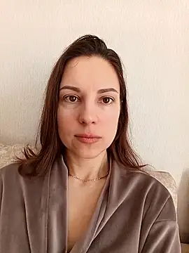 Snapshot of She-Moon chatting on 9, 3, 2026 She-Moon online show from 9, 3, 2026