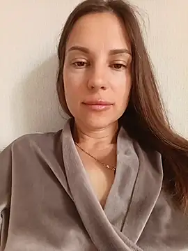 She-Moon online show from 10, 7, 2026