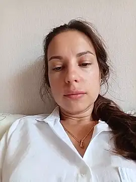 She-Moon online show from 3, 8, 2026