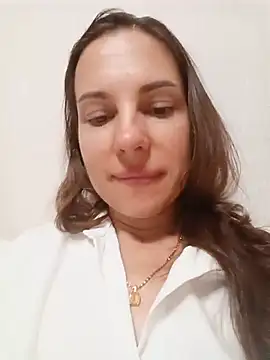 She-Moon online show from 6, 8, 2026