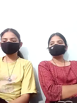 Snapshot of College--girl chatting on 22, 3, 2026 College--girl online show from 22, 3, 2026