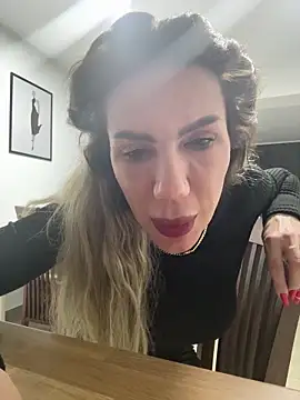 Snapshot of Missolevelvet chatting on 9, 2, 2026 Missolevelvet online show from 9, 2, 2026