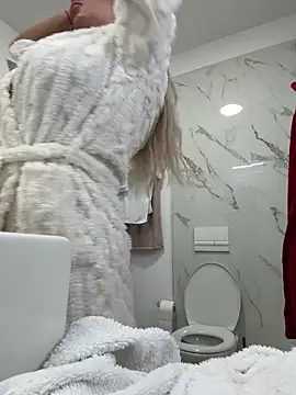 Snapshot of Missolevelvet chatting on 6, 3, 2026 Missolevelvet online show from 6, 3, 2026