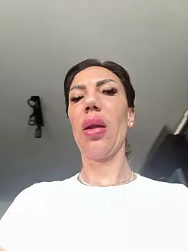 Snapshot of Missolevelvet chatting on 9, 3, 2026 Missolevelvet online show from 9, 3, 2026