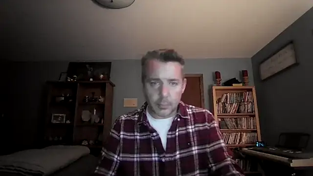 Snapshot of chrisw8140 chatting on 14, 1, 2026 chrisw8140 online show from 14, 1, 2026