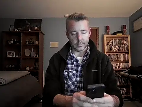 Snapshot of chrisw8140 chatting on 7, 2, 2026 chrisw8140 online show from 7, 2, 2026