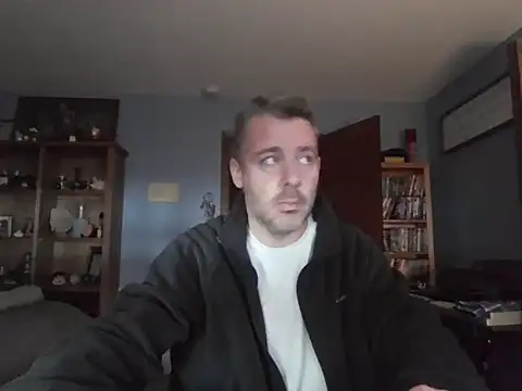 Snapshot of chrisw8140 chatting on 7, 2, 2026 chrisw8140 online show from 7, 2, 2026