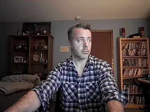 Snapshot of chrisw8140 chatting on 13, 2, 2026 chrisw8140 online show from 13, 2, 2026