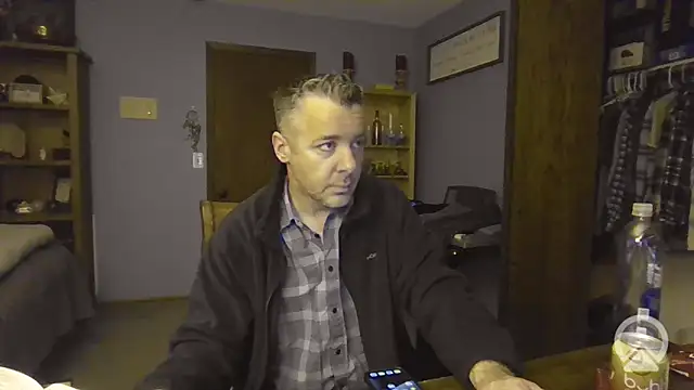 Snapshot of chrisw8140 chatting on 23, 3, 2026 chrisw8140 online show from 23, 3, 2026