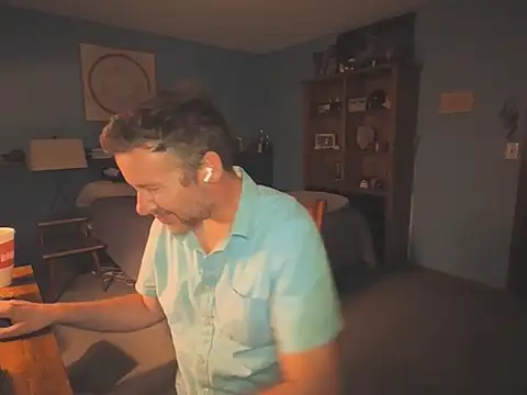 chrisw8140 online show from 15, 7, 2026
