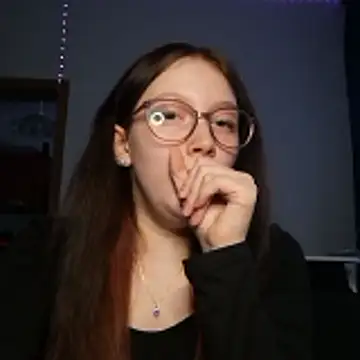 Snapshot of YoungLisaa18 chatting on 13, 1, 2026 YoungLisaa18 online show from 13, 1, 2026