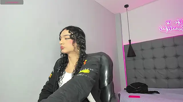 scarletcherry18 online show from 1, 7, 2026