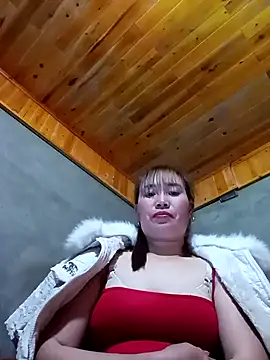 Snapshot of karara97 chatting on 8, 3, 2026 karara97 online show from 8, 3, 2026