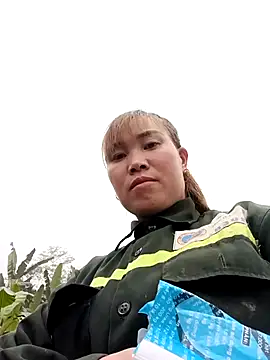 Snapshot of karara97 chatting on 17, 3, 2026 karara97 online show from 17, 3, 2026