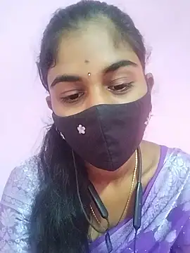 Snapshot of Tamil_Hot_RoyalQueen chatting on 14, 1, 2026 Tamil Hot RoyalQueen online show from 14, 1, 2026