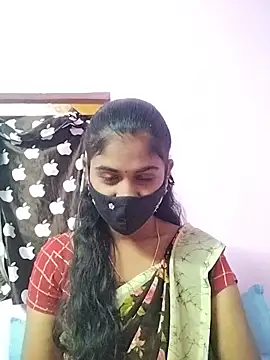 Snapshot of Tamil_Hot_RoyalQueen chatting on 13, 3, 2026 Tamil Hot RoyalQueen online show from 13, 3, 2026