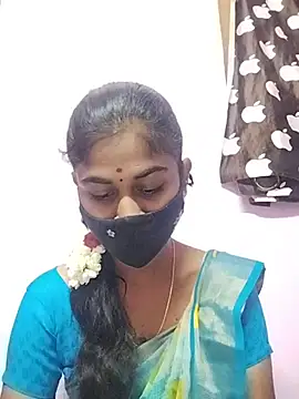 Tamil Hot RoyalQueen online show from 8, 4, 2026